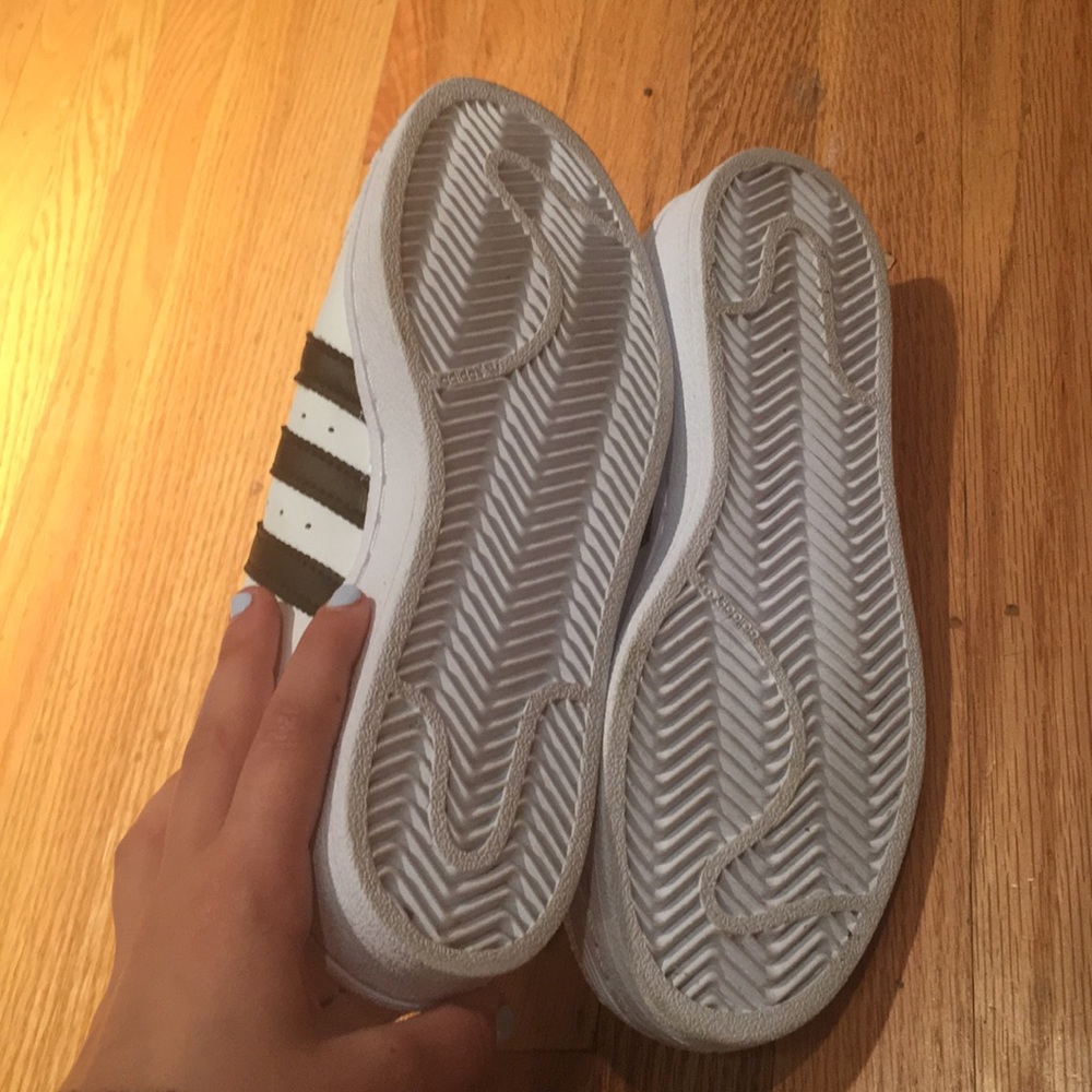 Adidas - Picture 3 of 3